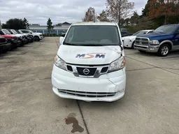 Used 2017 Nissan NV200 SV FWD image 2