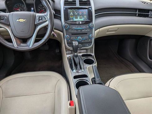 Used 2015 Chevrolet Malibu LTZ FWD image 16