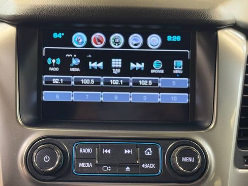 Used 2019 Chevrolet Suburban Premier w/ Premier Plus Edition AWD/4WD image 43