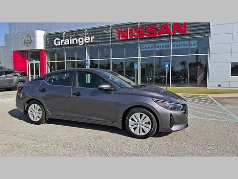 Used 2024 Nissan Sentra S image 36