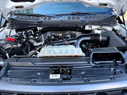 Used 2022 Ford F150 XLT w/ Equipment Group 302A High image 32