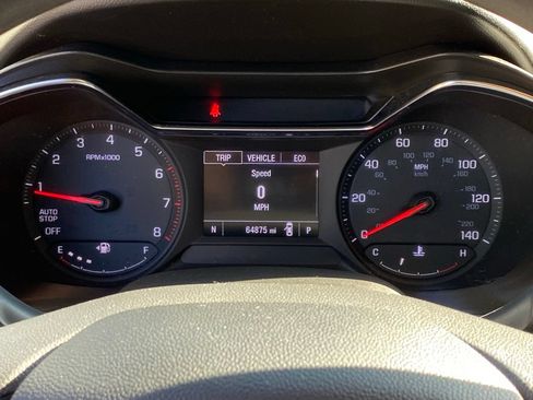 Used 2023 Chevrolet TrailBlazer LT FWD image 16