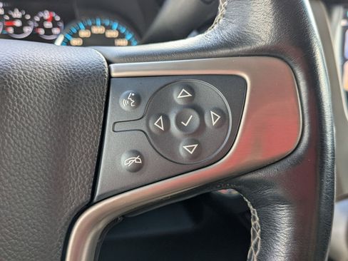 Used 2019 GMC Yukon Denali image 18