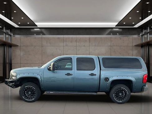 Used 2013 Chevrolet Silverado 1500 LS image 2