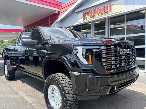 Used 2025 GMC Sierra 2500 Denali Ultimate w/ Max Trailering Package AWD/4WD image 22
