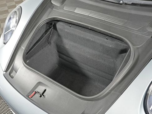 Certified 2020 Porsche 911 Carrera 4S AWD/4WD image 47