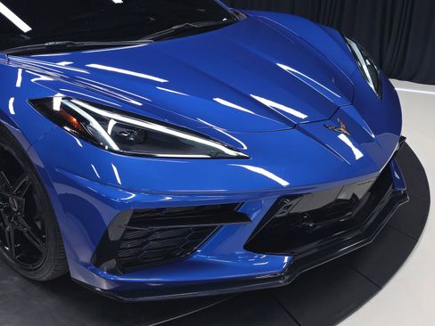 Used 2020 Chevrolet Corvette Stingray Preferred Cpe w/ 2LT Preferred Equipment Group RWD image 46