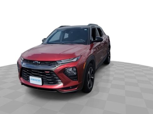 Used 2022 Chevrolet TrailBlazer RS FWD image 3