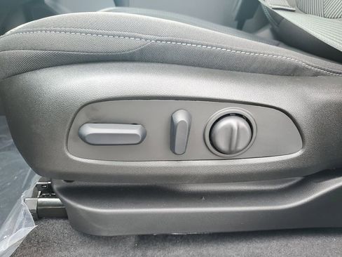 New 2027 Chevrolet Bolt LT w/ Comfort Package FWD image 21