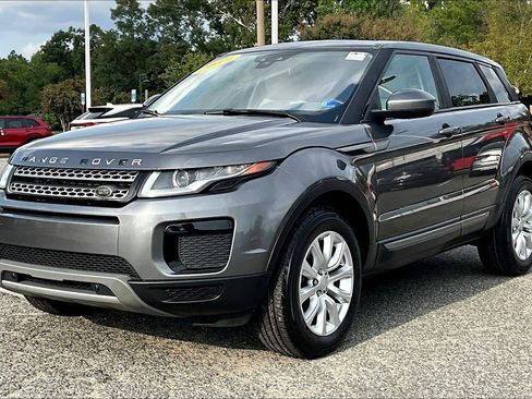 Used 2019 Land Rover Range Rover Evoque SE AWD/4WD image 1