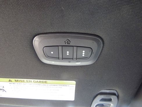 Used 2022 RAM 3500 Laramie AWD/4WD image 38