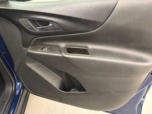 Used 2022 Chevrolet Equinox LT FWD image 29