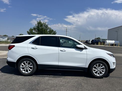 Used 2018 Chevrolet Equinox LT FWD image 6