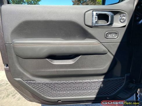 New 2025 Jeep Wrangler Unlimited Sahara image 24