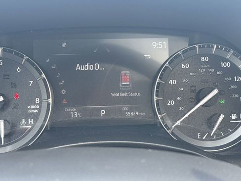 Used 2021 Toyota Highlander XLE image 20