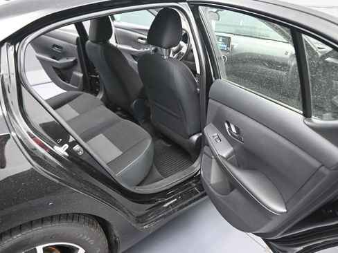 Used 2024 Nissan Sentra SV FWD image 42