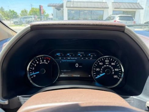 Used 2019 Ford F150 Lariat AWD/4WD image 9