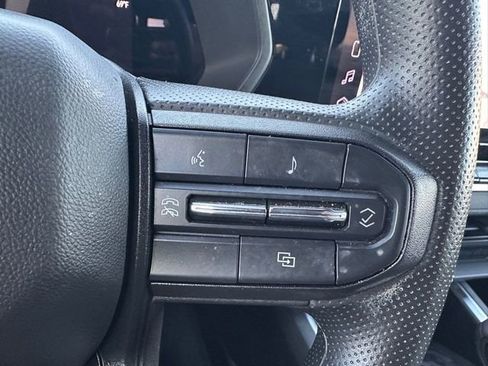 Certified 2023 Chevrolet Colorado Trail Boss w/ Technology Package image 28