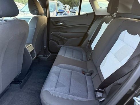 Used 2024 Chevrolet Trax LS w/ LS Convenience Package image 13