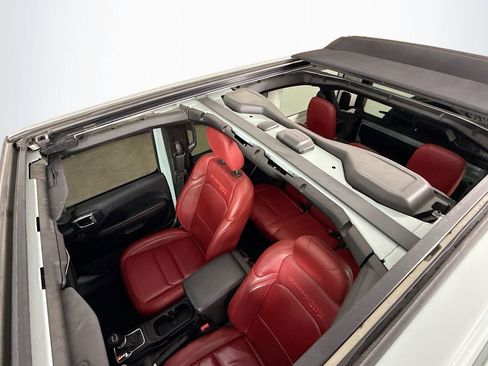 Used 2024 Jeep Wrangler Rubicon 392 image 14