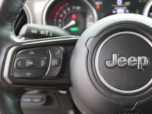 Used 2023 Jeep Wrangler Unlimited w/ Cold Weather Group image 19