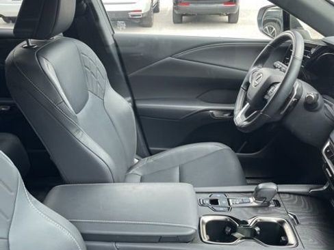 Used 2025 Lexus RX 350 Premium w/ Accessory Package (Z1) FWD image 8