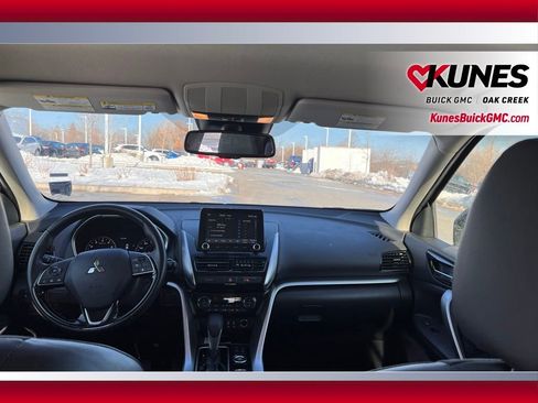 Used 2024 Mitsubishi Eclipse Cross SE image 15