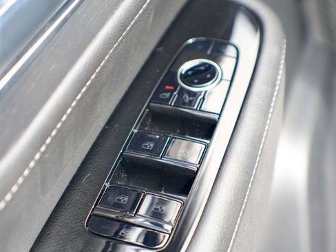 Used 2025 INFINITI QX80 Sensory AWD/4WD image 42
