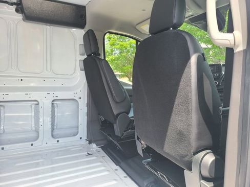 New 2025 Ford Transit 250 Low Roof RWD image 5