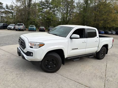 Used 2021 Toyota Tacoma SR5 image 4