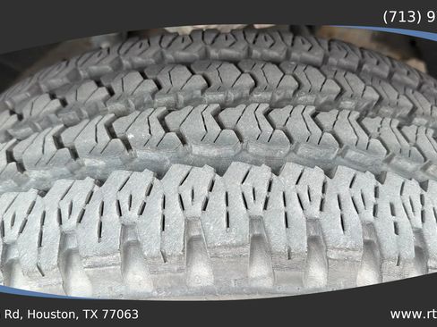 Used 2019 Chevrolet Silverado 1500 LT Trail Boss image 13