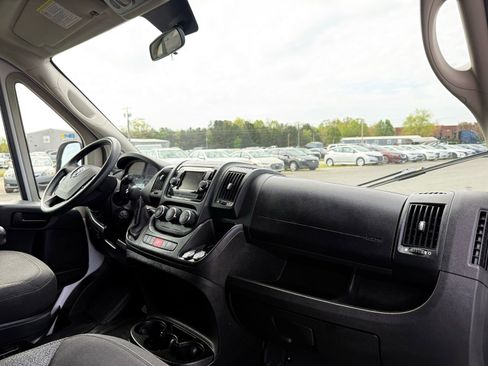 Used 2021 RAM ProMaster 2500 image 21