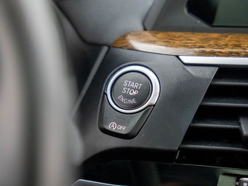 Used 2019 BMW X3 xDrive30i w/ Convenience Package image 19