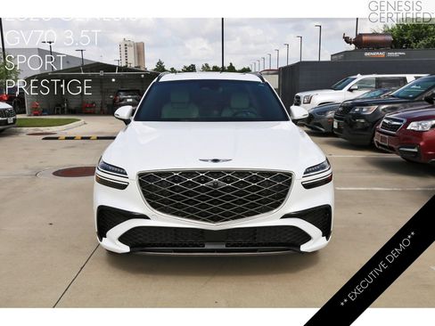 Used 2026 Genesis GV70 3.5T Sport Prestige AWD/4WD image 3