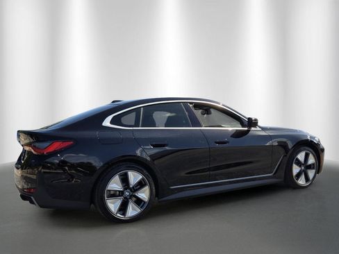 Used 2026 BMW i4 eDrive40 w/ Premium Package RWD image 7