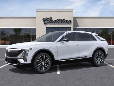 New 2027 Cadillac Lyriq Luxury RWD image 2
