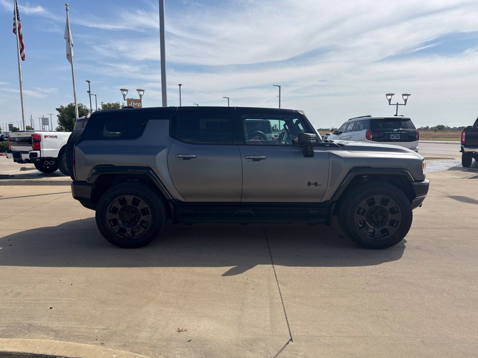 Used 2026 GMC Hummer EV 3X w/ Carbon Fiber Edition Package AWD/4WD image 7