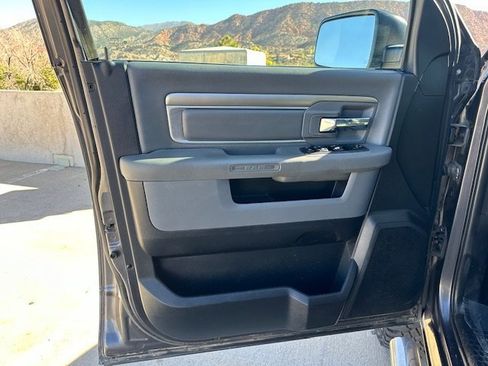Used 2016 RAM 1500 Classic SLT image 10