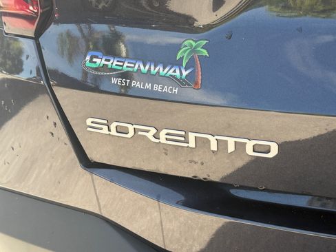 Certified 2026 Kia Sorento LX FWD image 16