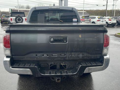 Used 2023 Toyota Tacoma TRD Off-Road w/ Black Out Package (TMS) AWD/4WD image 5