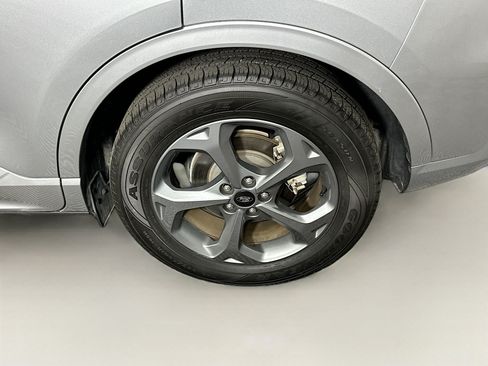 Used 2024 Ford Escape ST-Line FWD image 11