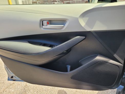Used 2023 Toyota Corolla LE w/ Carpet Mat Package (TMS) FWD image 29