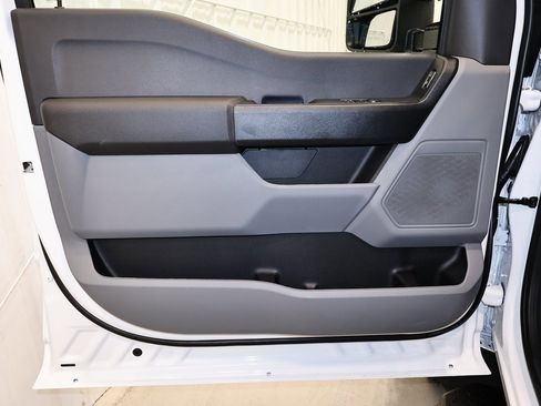 New 2026 Ford F550 4x4 Regular Cab Super Duty image 9