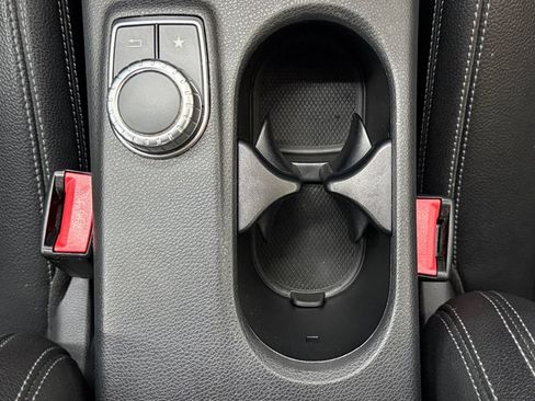 Used 2019 Mercedes-Benz CLA 250 image 24