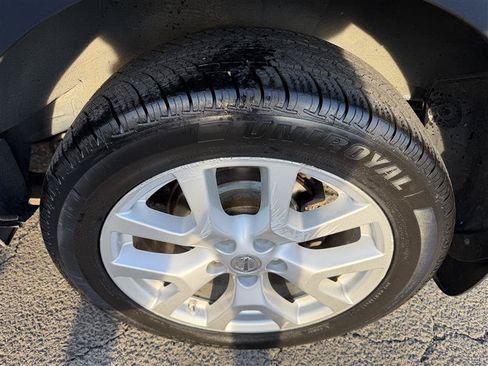 Used 2013 Nissan Rogue SL AWD/4WD image 19