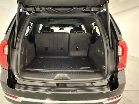 New 2026 GMC Yukon XL Elevation w/ LPO, Floor Liner Package image 8