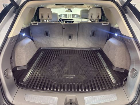 Used 2019 Cadillac XT5 Luxury image 30