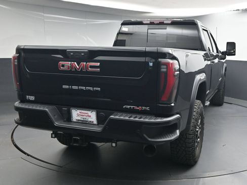 Used 2024 GMC Sierra 2500 AT4X AWD/4WD image 7
