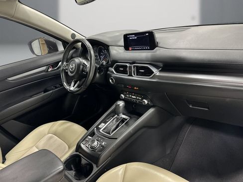 Used 2020 MAZDA CX-5 Touring FWD image 16