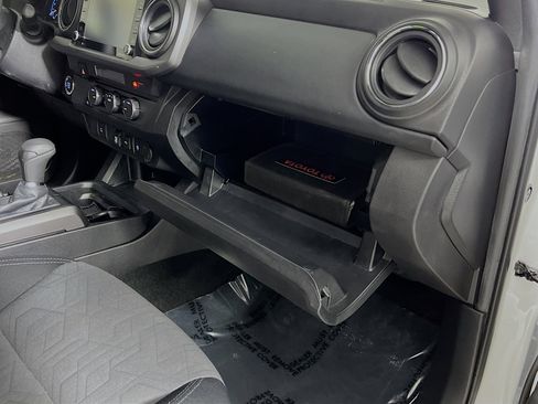 Used 2023 Toyota Tacoma TRD Sport image 34